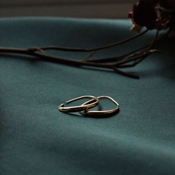 18K Gold Water Drop Hoop Earrings - Picture 9 of 11